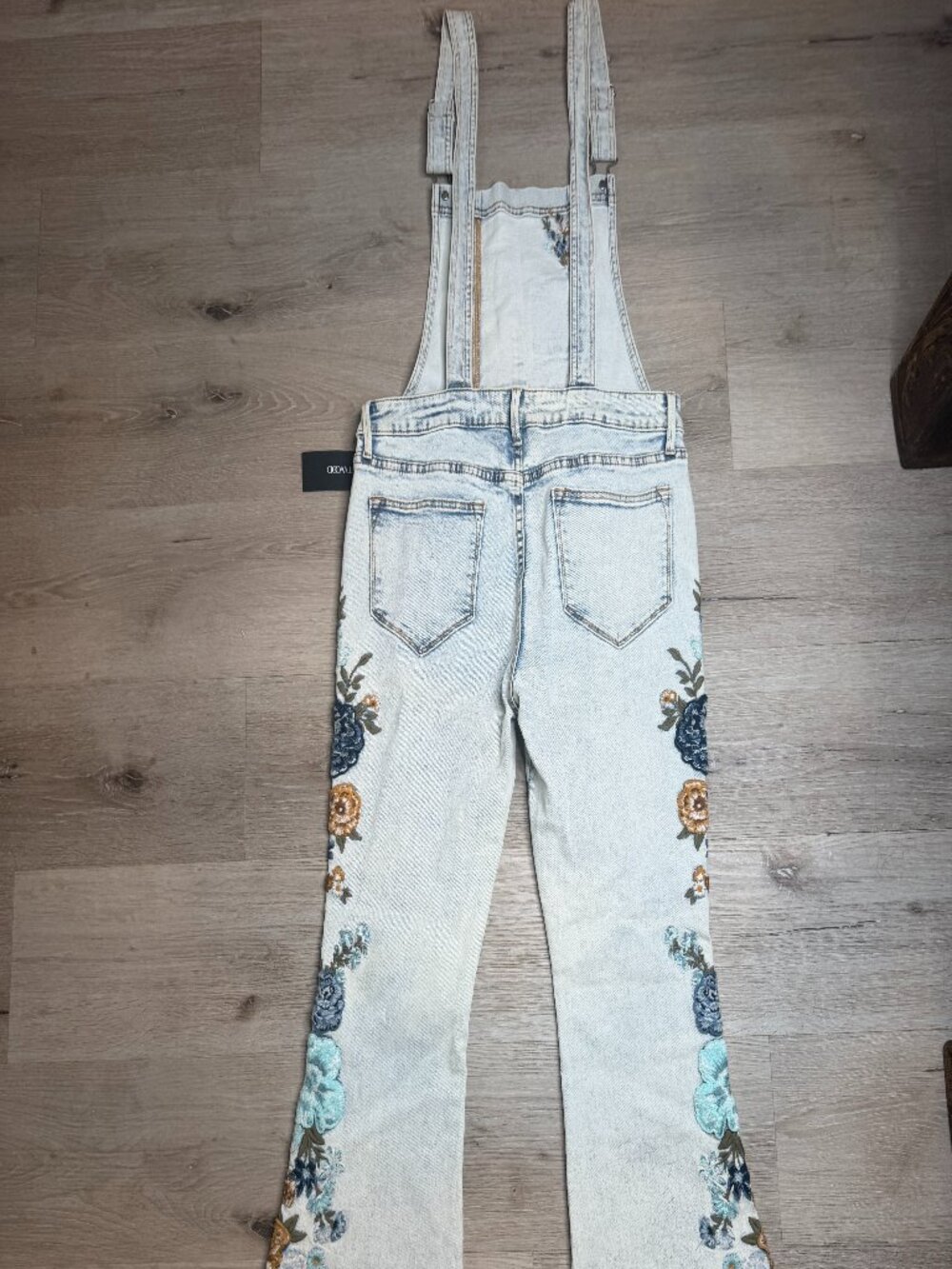 NWT Driftwood Farrah Floral Embroidered Flare Overalls L - Free People - Picture 9 of 10